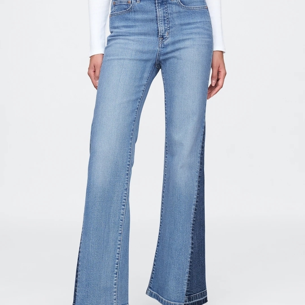 GAP Two-Tone Blue 70's Flare High Rise Jeans - Picture 13 of 15